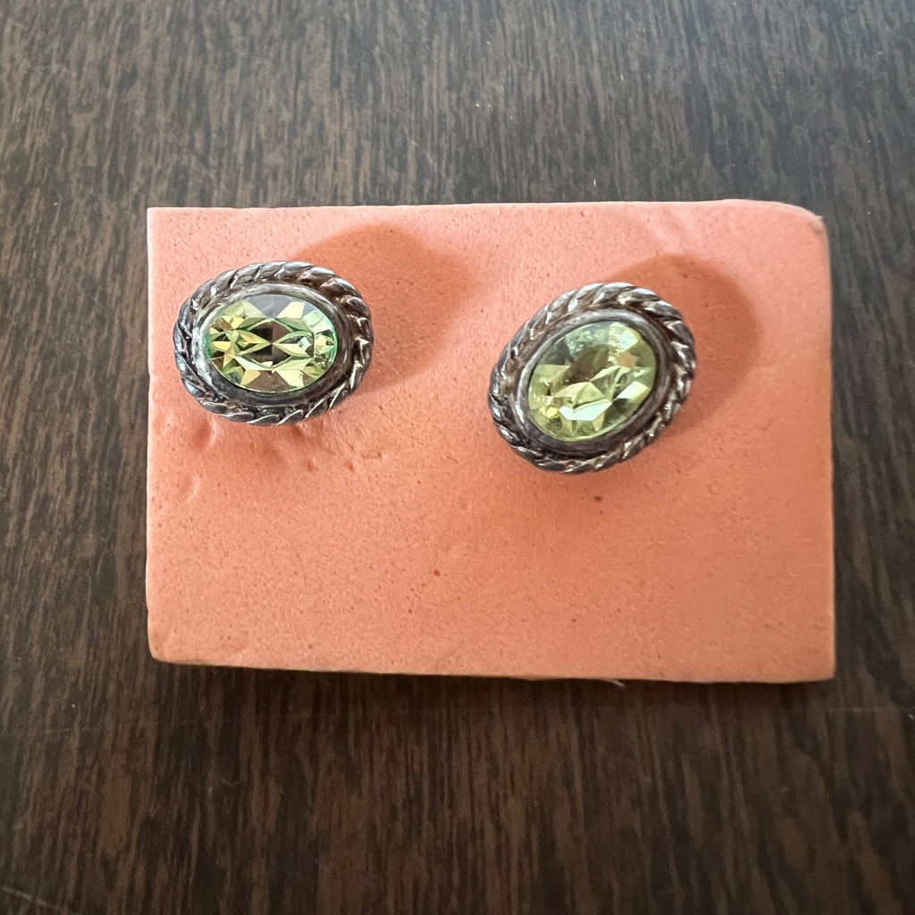 Napier Earrings Post Vintage Silver Tone With Greenish Yellow Accent Stone 12$